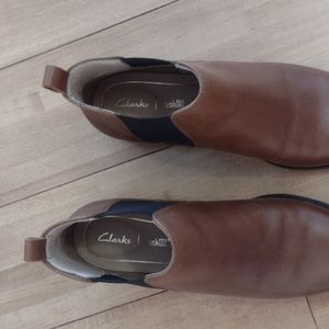 Clark Chelsea boots NEW